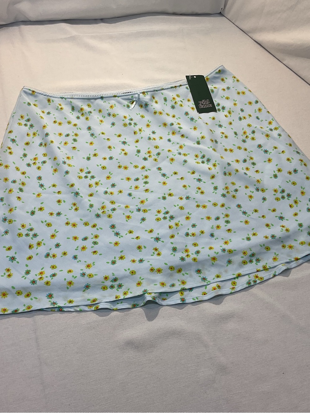 Wild Fable NWT Light Aqua Blue Floral Mini Skirt Size XL Sunflowers Soft Comfort - Picture 2 of 7